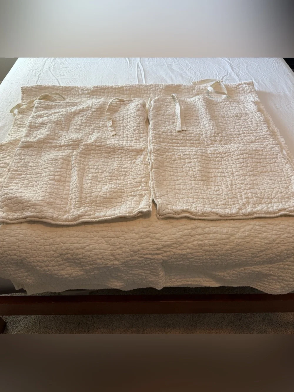 Pottery Barn Cream Quilted Pick Stitch Quilt full/queen with 2 standard shams
